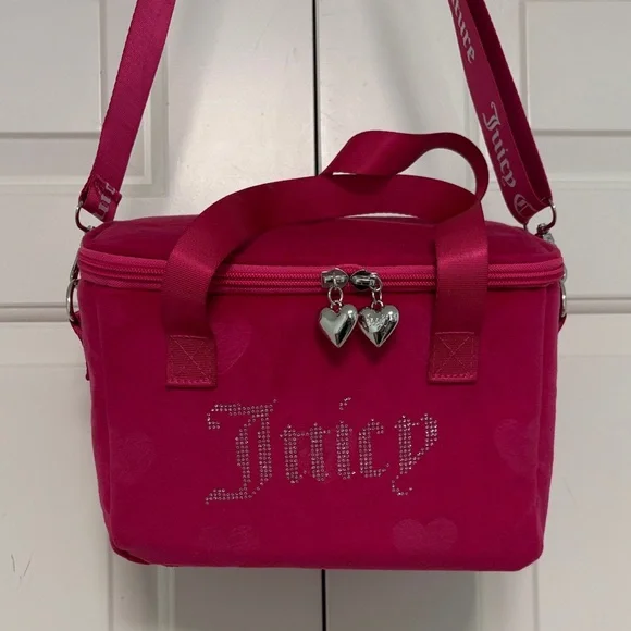 Juicy Couture Pink Velvet Velour Lunch or Cosmetic Bag with Heart Zip and Strap - Picture 1 of 9
